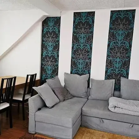 Dachgeschosswohnung In Historischem Monument