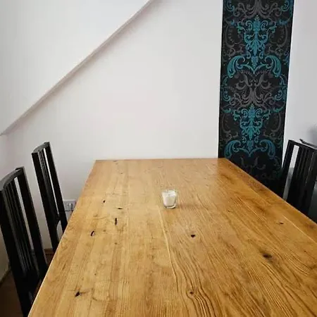 Dachgeschosswohnung In Historischem Monument