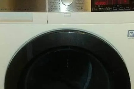 Dachgeschosswohnung In Historischem Monument Διαμέρισμα